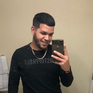 Meet your Posher, Elier